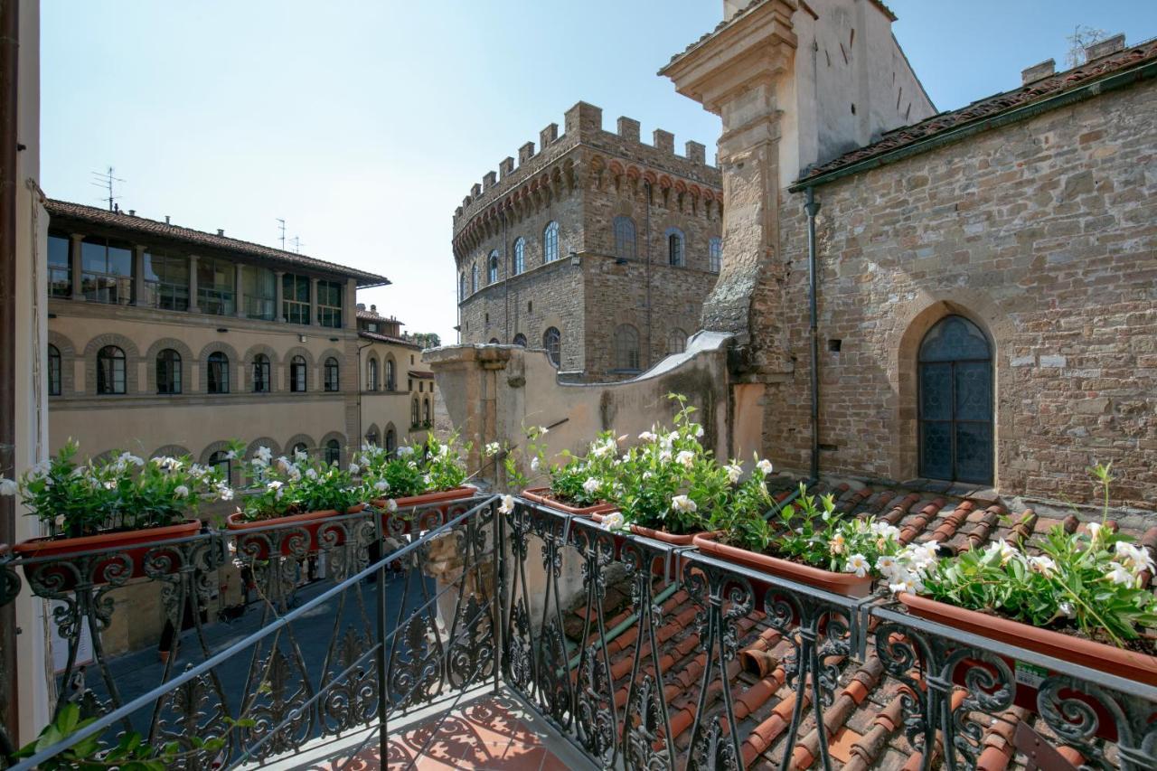 Tornabuoni Place Florence Extérieur photo
